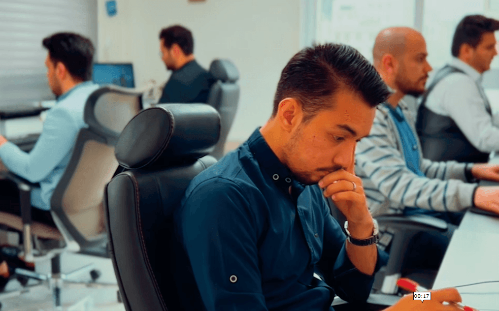تیزر موبایل گرافی محیط شرکت نرم افزاری وسام