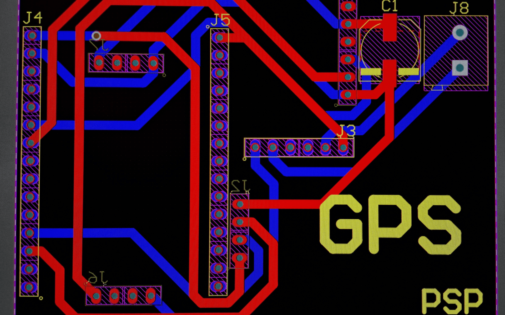 دستگاه GPS با سیمکارت و ارسال موقعیت مکانی به موبایل